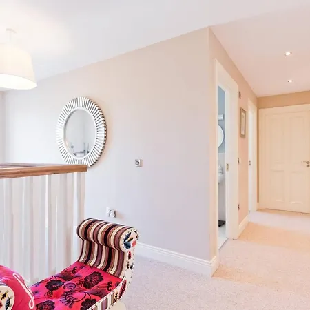 In Guest - Modern Cosy 15 Mins To Dublin Airport City Casa de hóspedes Ballyboughal